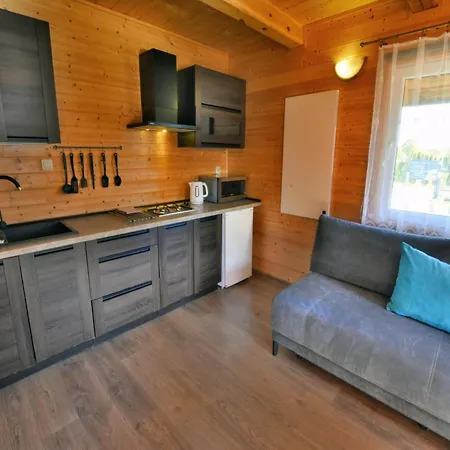 Dom wakacyjny 2-storey Homes, *